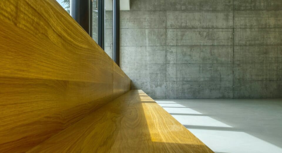 Comparing wood and wood-effect floorings